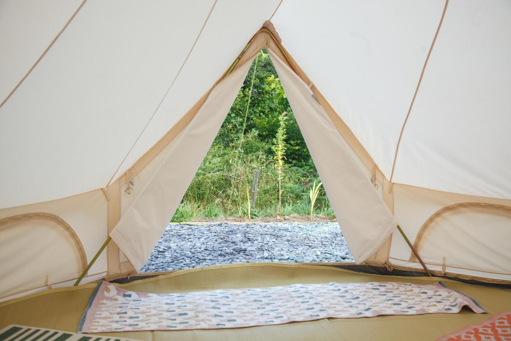 Glamping Meadow Bell Tent Stithians Екстер'єр фото